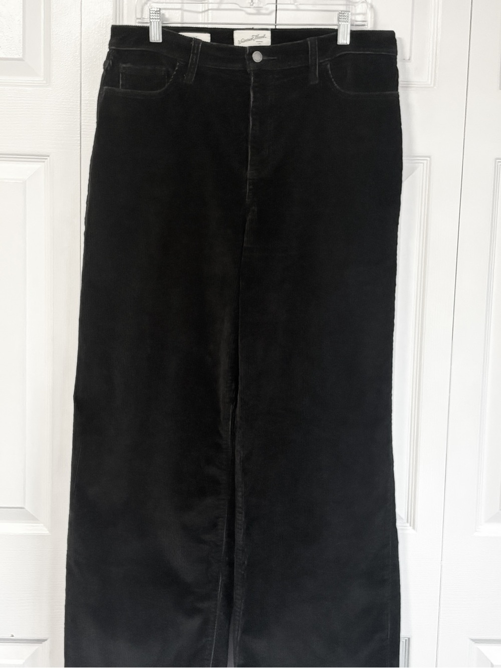 Universal Thread Black Soft Corduroy High Rise Relaxed Wide Leg Pants 12/31